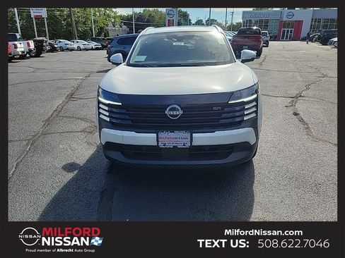 Used 2026 Nissan Kicks SR w/ Cold Weather Package AWD/4WD image 7
