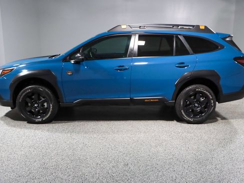 Used 2023 Subaru Outback Wilderness AWD/4WD image 10