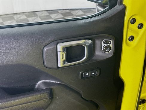 Used 2023 Jeep Gladiator Rubicon image 25