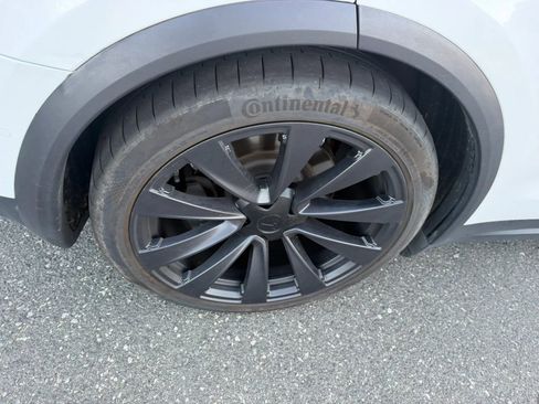 Used 2021 Tesla Model X Long Range AWD/4WD image 30