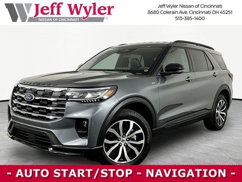 Used 2025 Ford Explorer ST-Line AWD/4WD image 1