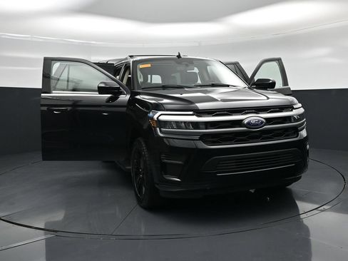 Certified 2024 Ford Expedition XLT AWD/4WD image 28