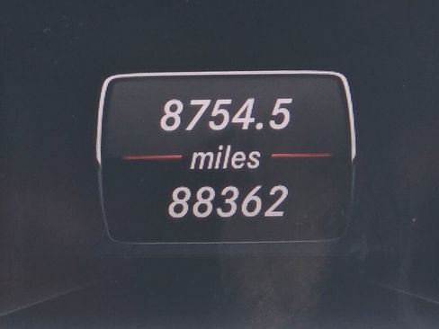 Used 2015 Mercedes-Benz GLA 250 4MATIC image 38
