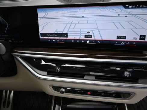 New 2026 BMW X7 M60i image 29