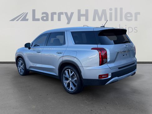 Used 2021 Hyundai Palisade SEL w/ Convenience Package FWD image 3
