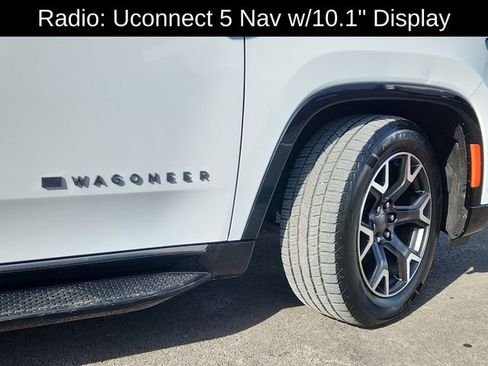 Used 2024 Jeep Wagoneer Series III image 16