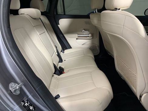 Used 2021 Mercedes-Benz GLA 250 image 38