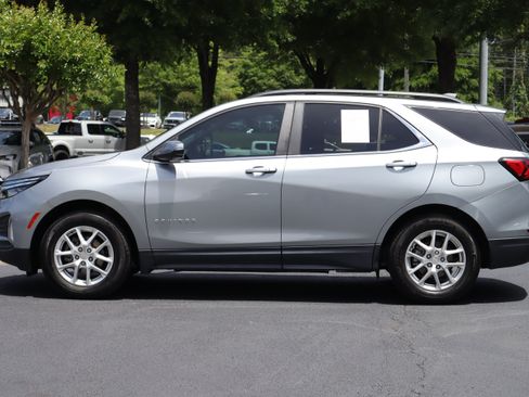 Used 2024 Chevrolet Equinox LT FWD image 5