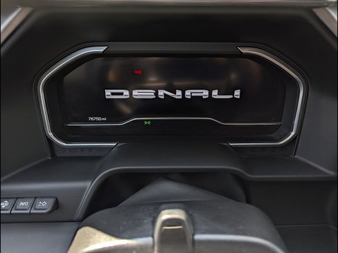 Certified 2024 GMC Sierra 1500 Denali w/ Technology Package AWD/4WD image 2