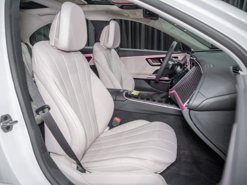 New 2026 Mercedes-Benz E 350 4MATIC Sedan image 14