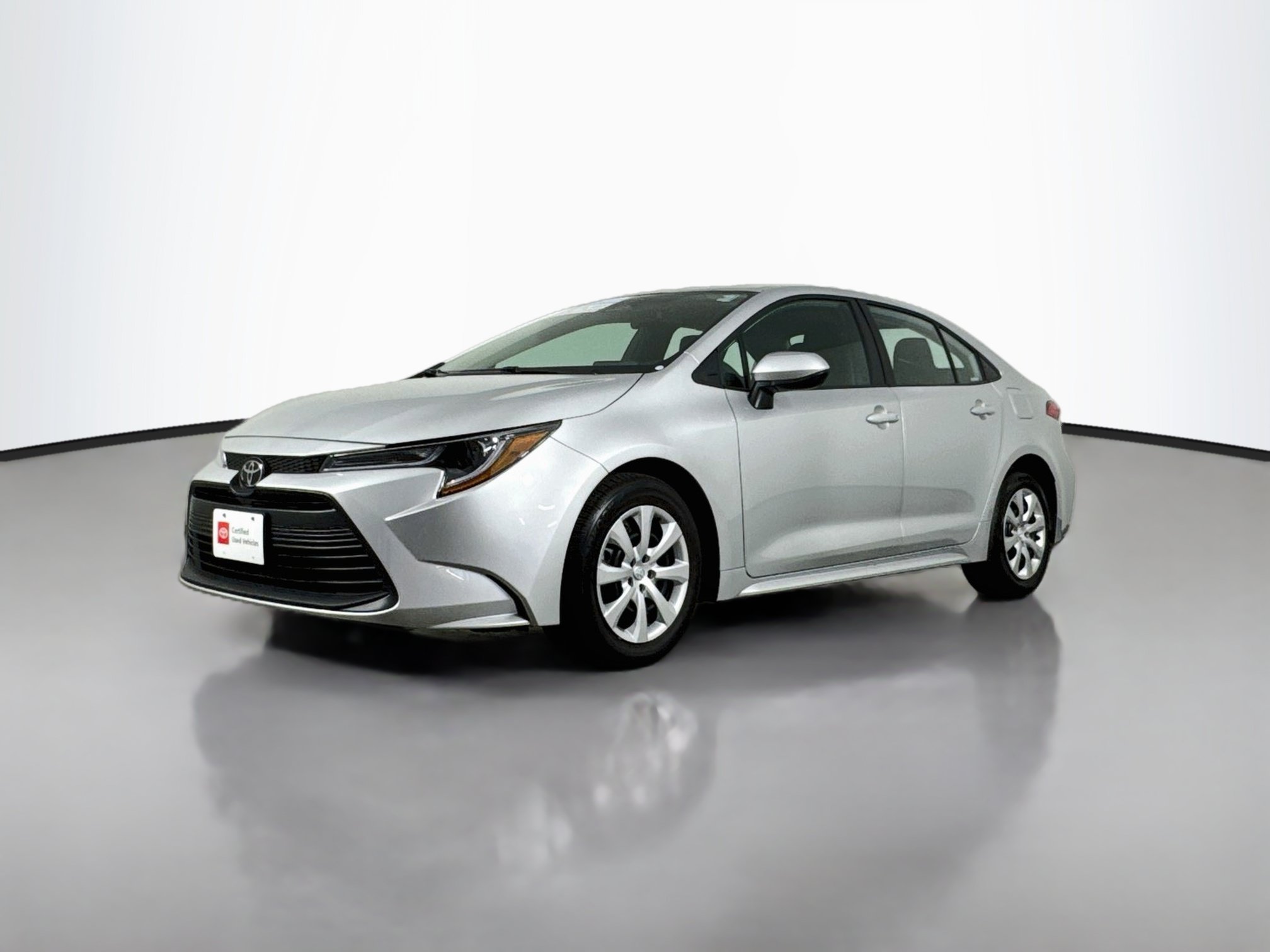 Certified 2026 Toyota Corolla LE FWD image 3