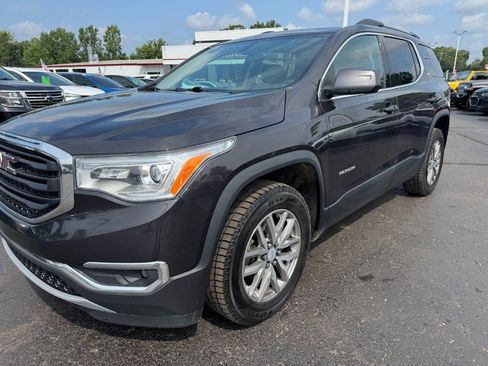 Used 2017 GMC Acadia SLE AWD/4WD image 9
