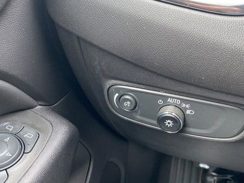 Certified 2024 Chevrolet Equinox LT image 33