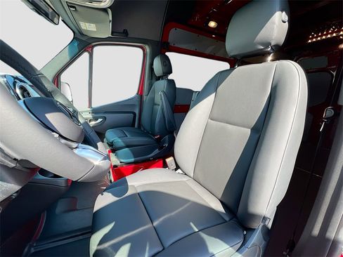 New 2025 Mercedes-Benz Sprinter 2500 image 12