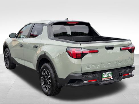 Used 2024 Hyundai Santa Cruz SEL AWD/4WD image 9