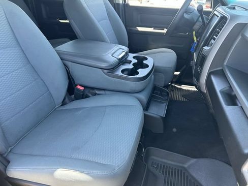 Used 2018 RAM 2500 Tradesman w/ Chrome Appearance Group AWD/4WD image 10