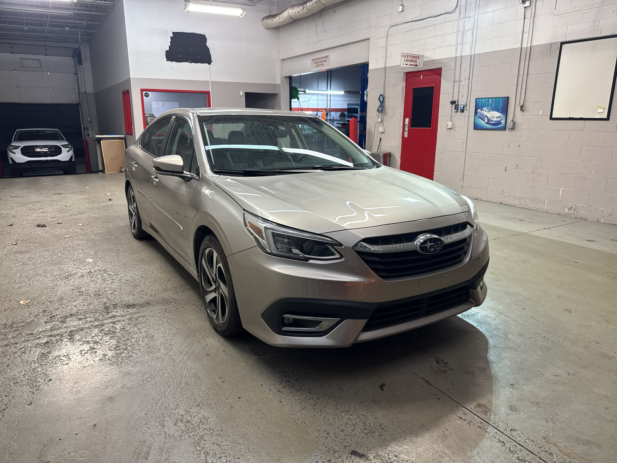Used 2020 Subaru Legacy Limited AWD/4WD image 1