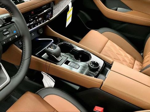 New 2026 Nissan Rogue Platinum w/ Platinum Premium Package AWD/4WD image 9