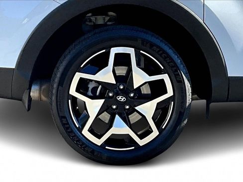 Used 2024 Hyundai Santa Cruz Limited image 35
