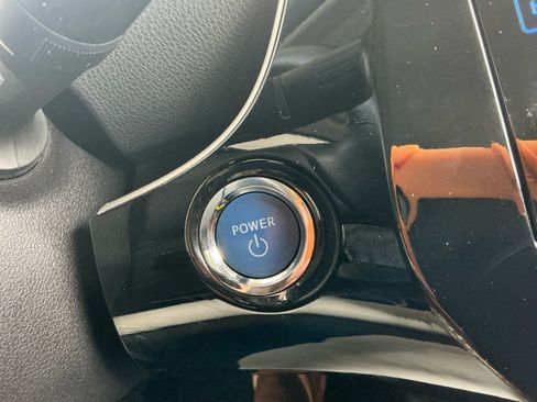 Used 2018 Toyota Prius Prime Plus FWD image 24