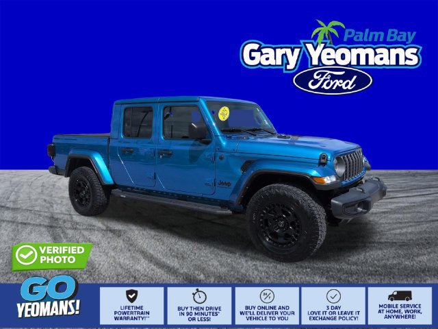 Used 2025 Jeep Gladiator Sport AWD/4WD image 1