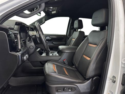 Used 2023 GMC Sierra 1500 AT4 image 9