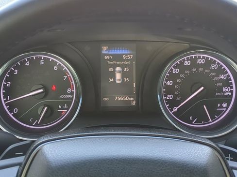 Used 2020 Toyota Camry SE image 24