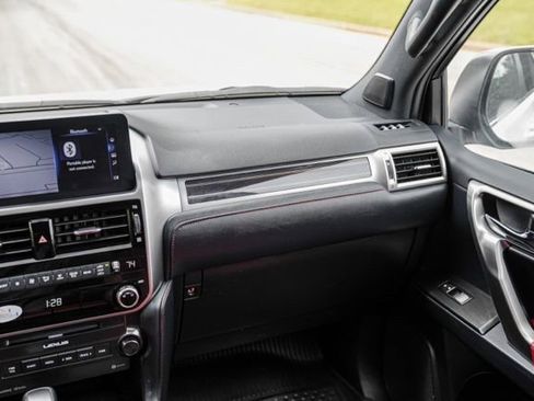 Used 2023 Lexus GX 460 Premium w/ Premium Package AWD/4WD image 28
