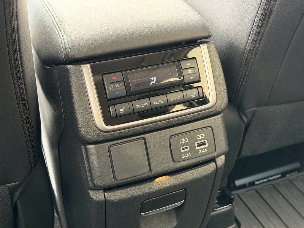 Used 2026 Subaru Ascent Limited AWD/4WD image 25