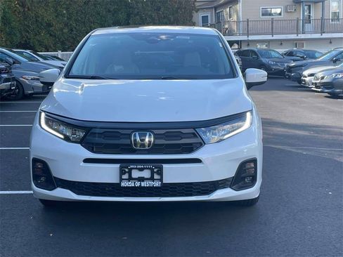 New 2026 Honda Odyssey Sport-L image 2