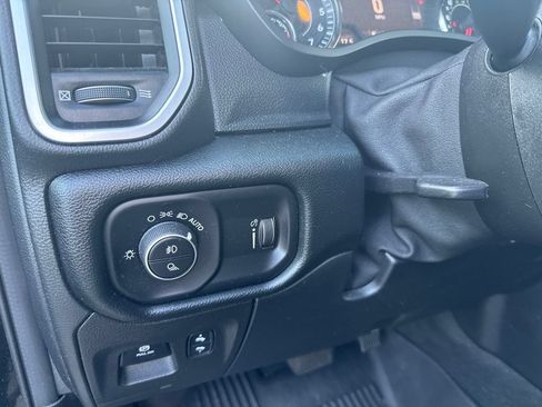 Used 2022 RAM 1500 Big Horn AWD/4WD image 14