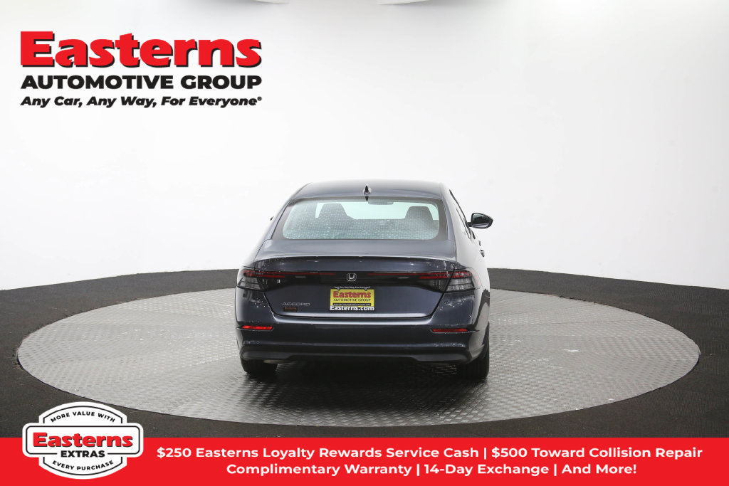 Used 2023 Honda Accord EX image 38