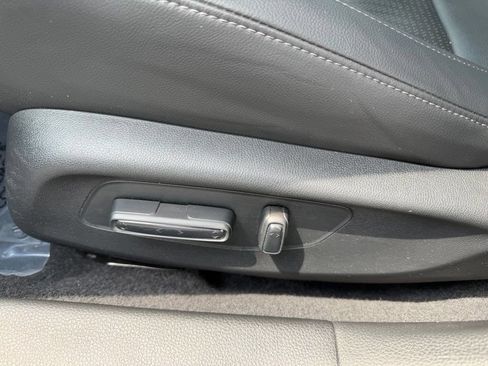 Used 2025 Honda Civic Sport image 30