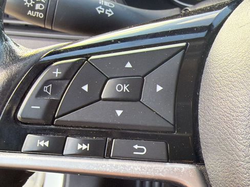 Used 2024 Nissan Altima 2.5 SL image 16