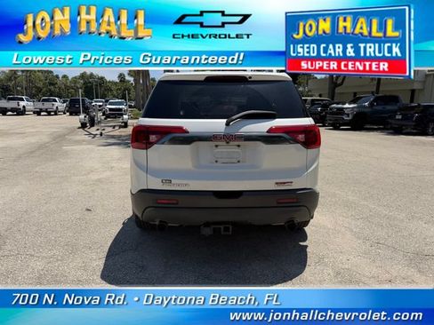 Used 2017 GMC Acadia SLT AWD/4WD image 9
