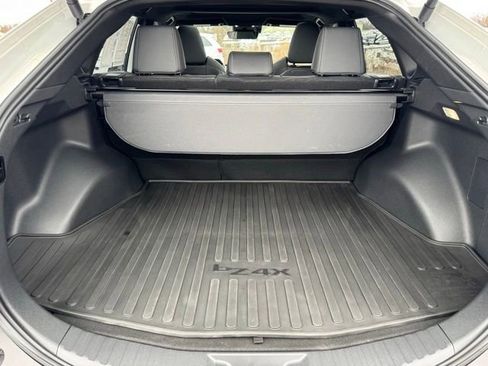 Used 2024 Toyota bZ4X XLE w/ Weather Package image 13