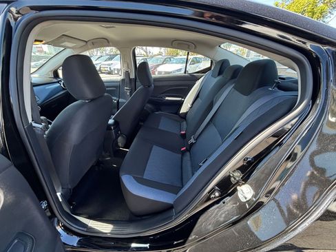 Used 2025 Nissan Versa SV image 25