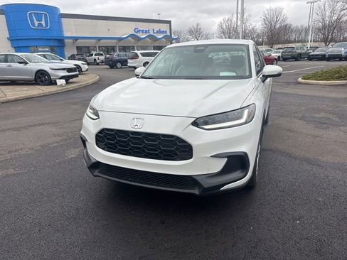 Used 2024 Honda HR-V LX image 2