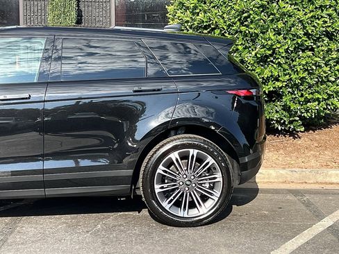 Used 2025 Land Rover Range Rover Evoque S image 11