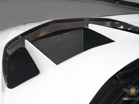 Used 2026 Chevrolet Corvette ZR1 w/ ZR1 Carbon Fiber Aero Package image 7
