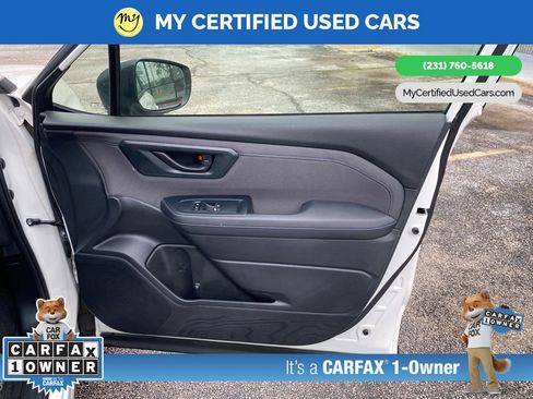 Used 2025 Subaru Forester Premium AWD/4WD image 18
