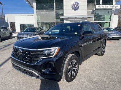 Certified 2025 Volkswagen Atlas Cross Sport SE