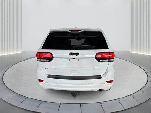 Used 2021 Jeep Grand Cherokee Laredo X image 7