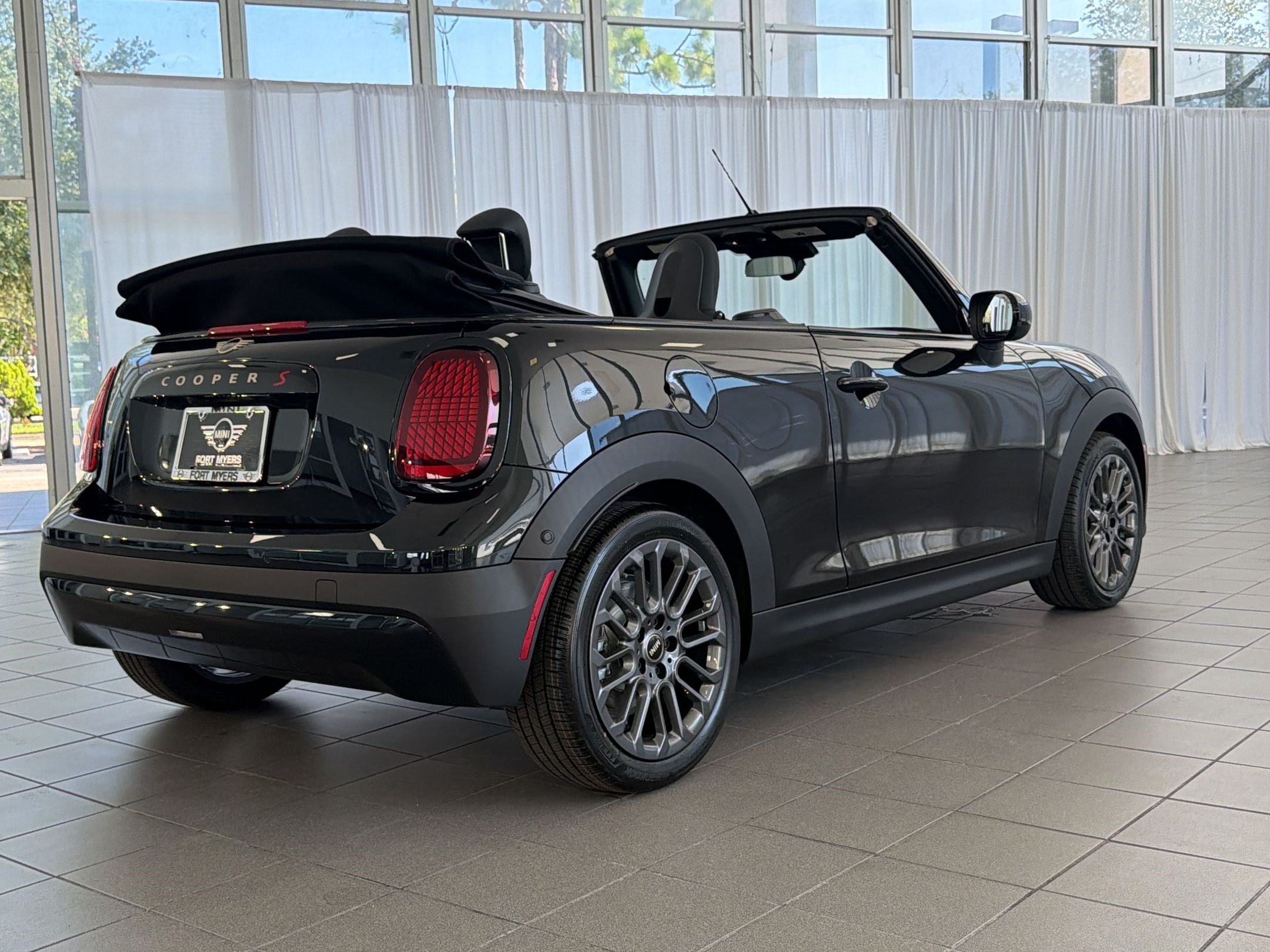 New 2026 MINI Cooper S FWD image 9