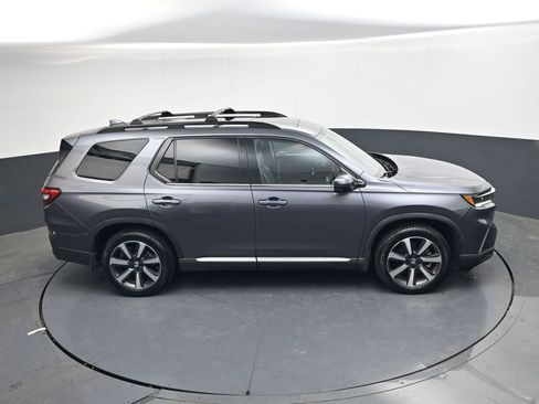 Used 2023 Honda Pilot Touring image 25