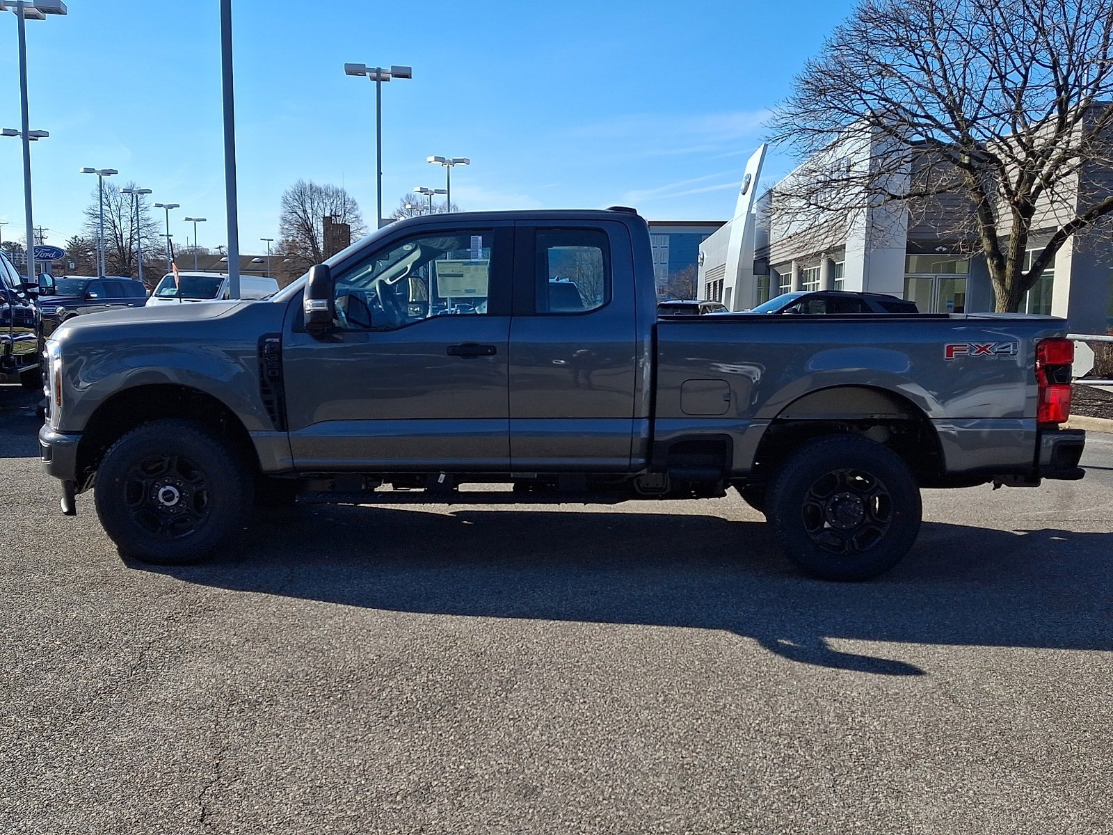 New 2026 Ford F350 4x4 SuperCab Super Duty image 4