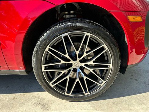 Used 2026 Porsche Macan Turbo image 42