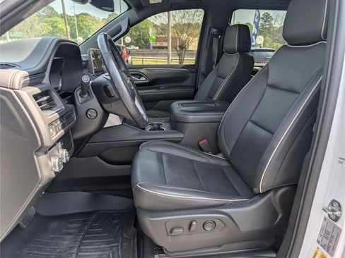 Used 2022 GMC Yukon SLT w/ SLT Premium Package RWD image 10