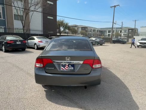 Used 2010 Honda Civic LX image 7