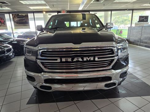 Used 2019 RAM 1500 Laramie AWD/4WD image 2